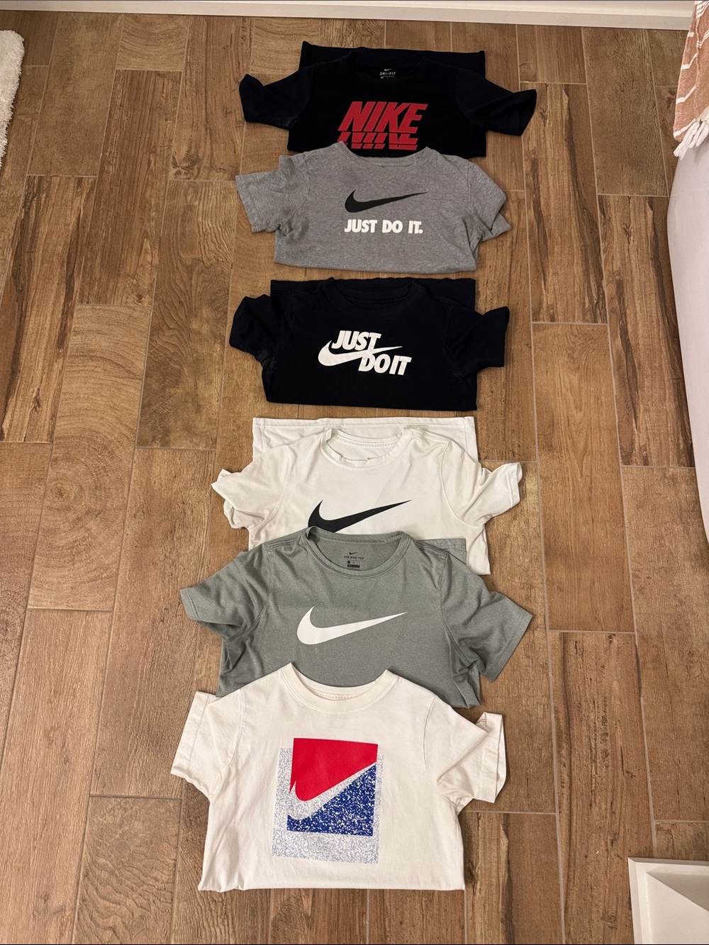Nike Kids Graphic Tee Lot in Black, Gray, White and Red Accents